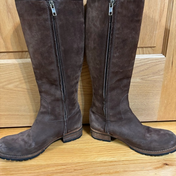 UGG Australia brown suede leather knee high winter boots - Picture 5 of 13